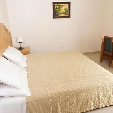 Nuzha Hotel Apartments Mascate Extérieur photo