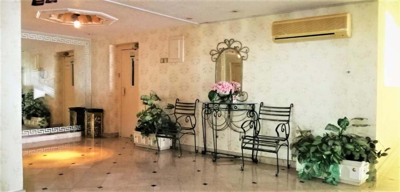 Nuzha Hotel Apartments Mascate Extérieur photo