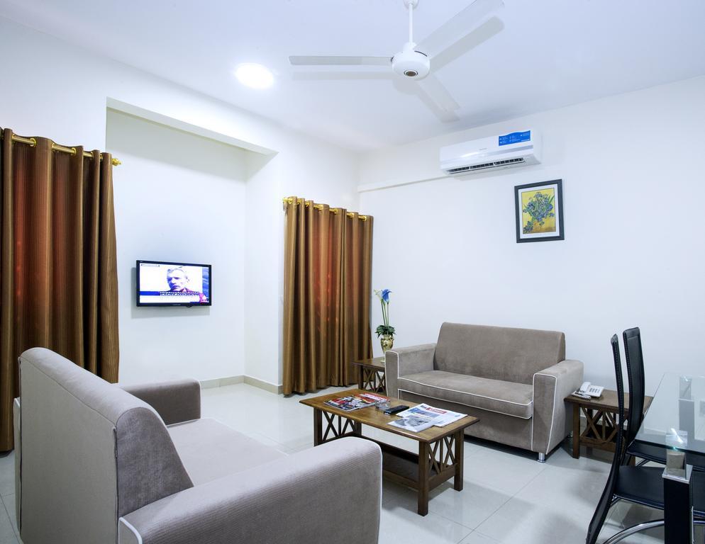 Nuzha Hotel Apartments Mascate Extérieur photo