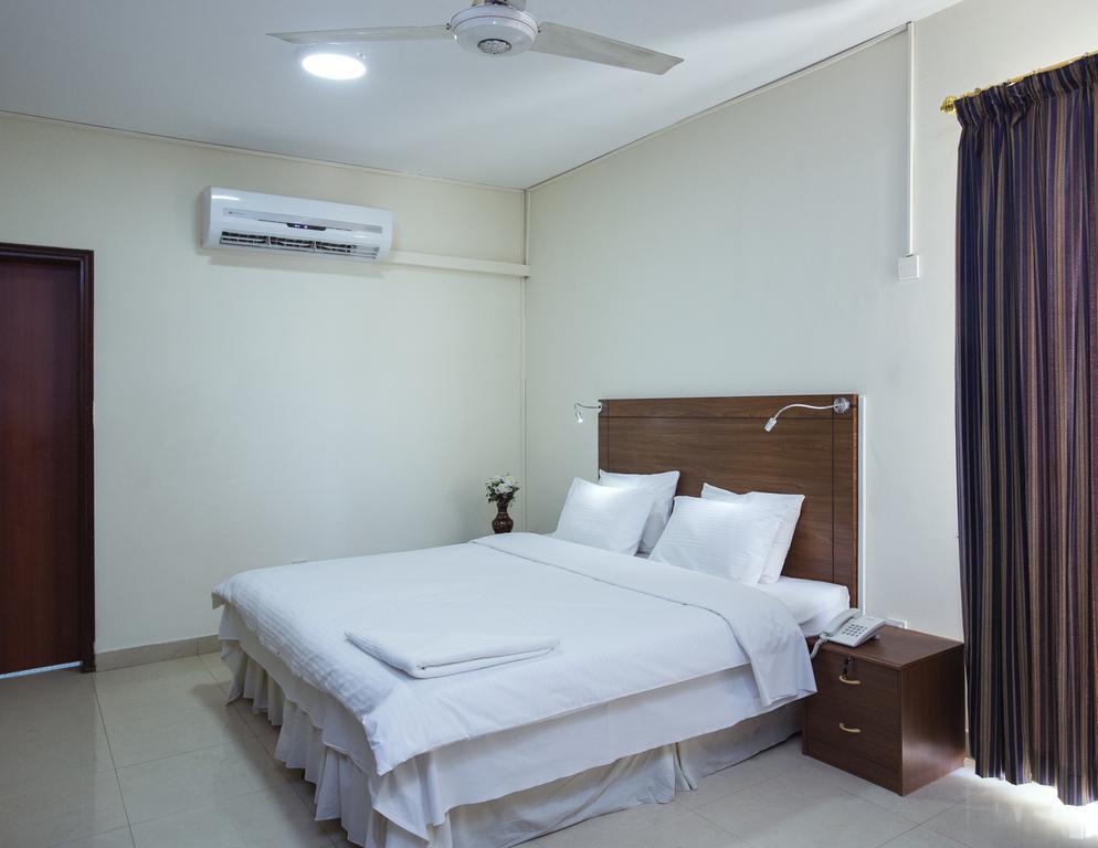 Nuzha Hotel Apartments Mascate Extérieur photo