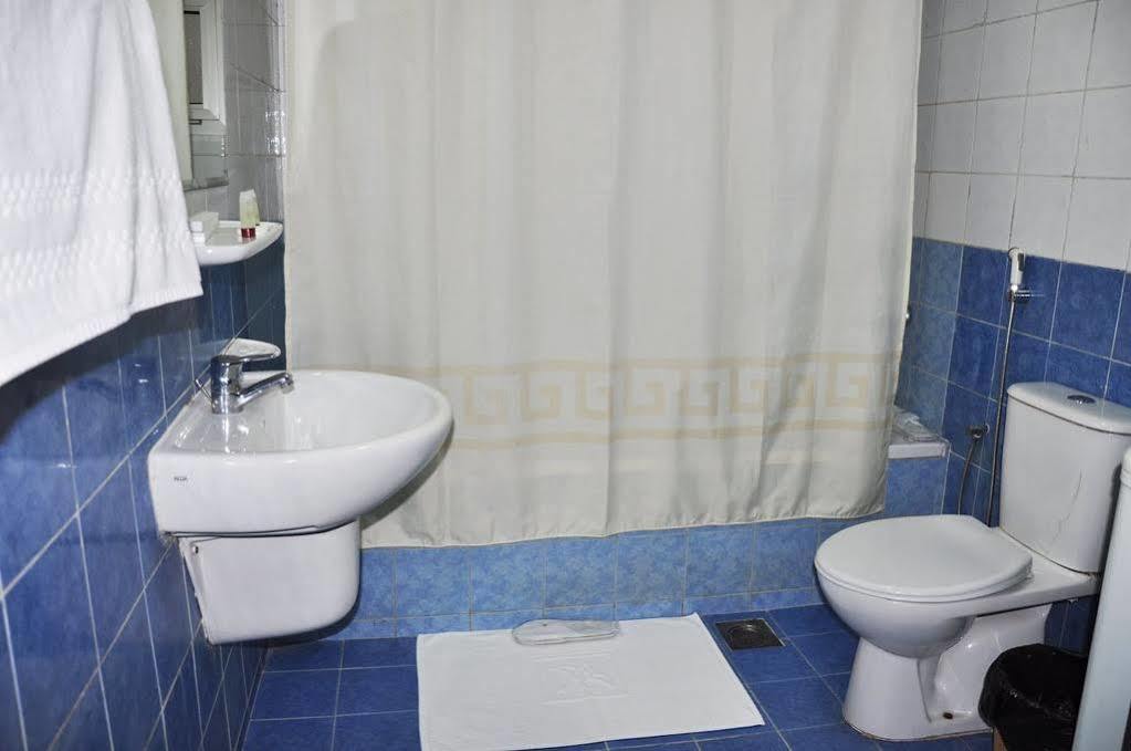 Nuzha Hotel Apartments Mascate Extérieur photo